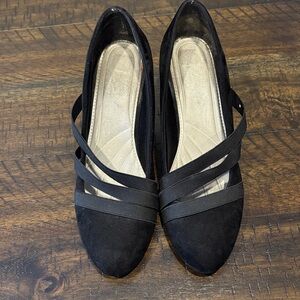 Easy Street Black Suede Women's Heels with Straps, size 8.5